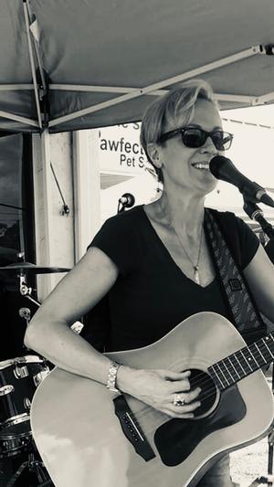 Heather Downie and The Outpatients